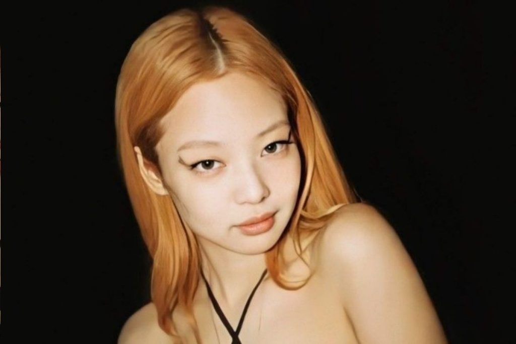 BLACKPINK's Jennie performs unexpected unreleased song during their tour