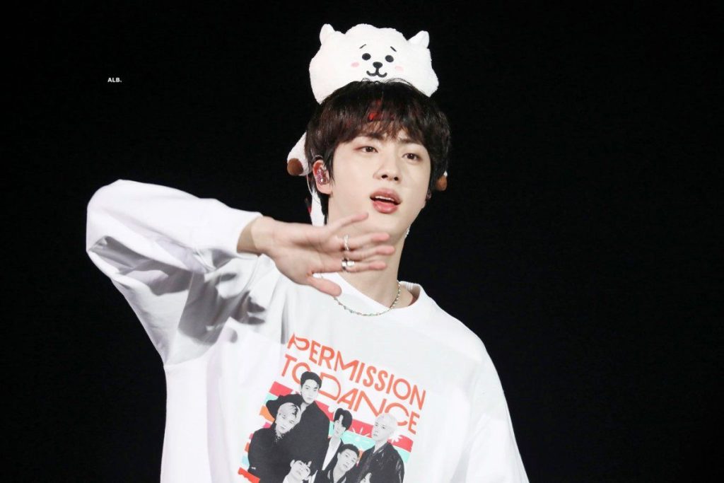 BTS's Jin betrays his trusty travel companion after making a new friend