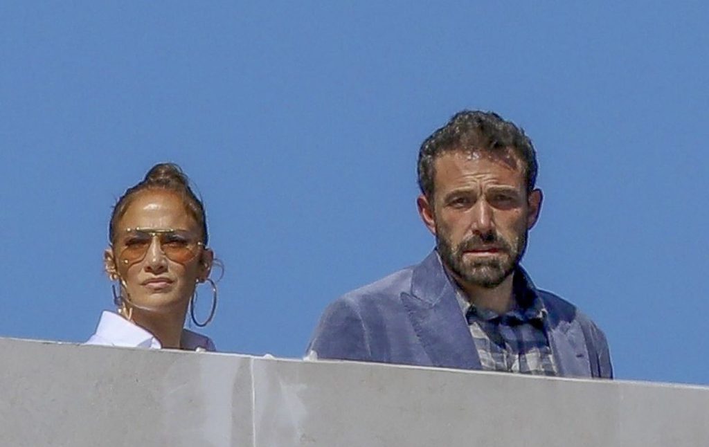 Ben Affleck and Jennifer Lopez split up and no longer live together