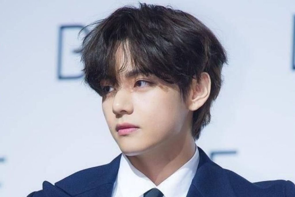 Find out the reason why BTS' Taehyung wears red lipstick