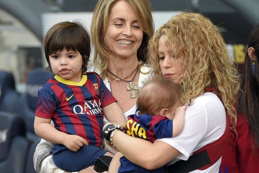 Shakira's ex mother in law apparently prefers Clara Chia with her son than the Colombian