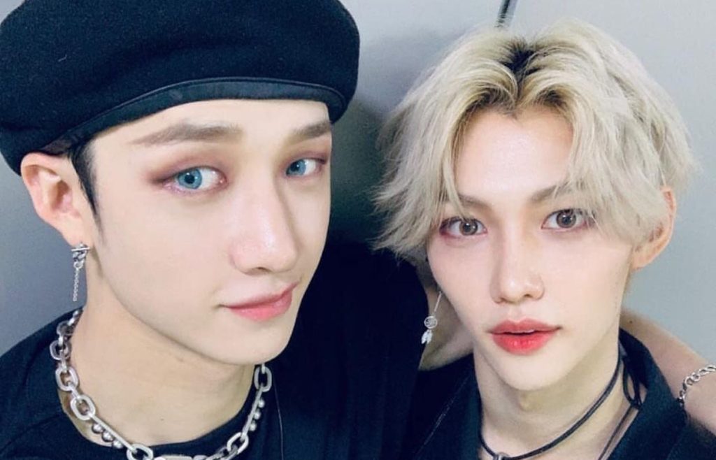 Stray Kids: Felix massages the buttocks of Bang Chan