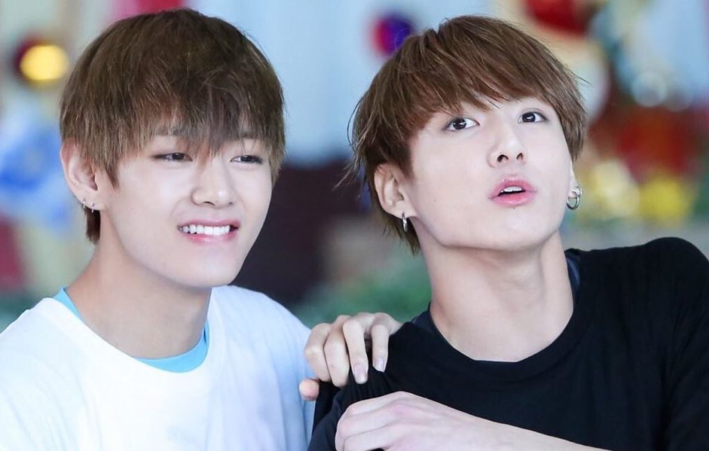 The reaction of Jungkook to seeing Taehyung kissing another man