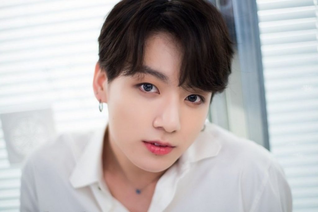 ARMY is jealous of Jungkook with the recent affectionate interaction he had in Qatar