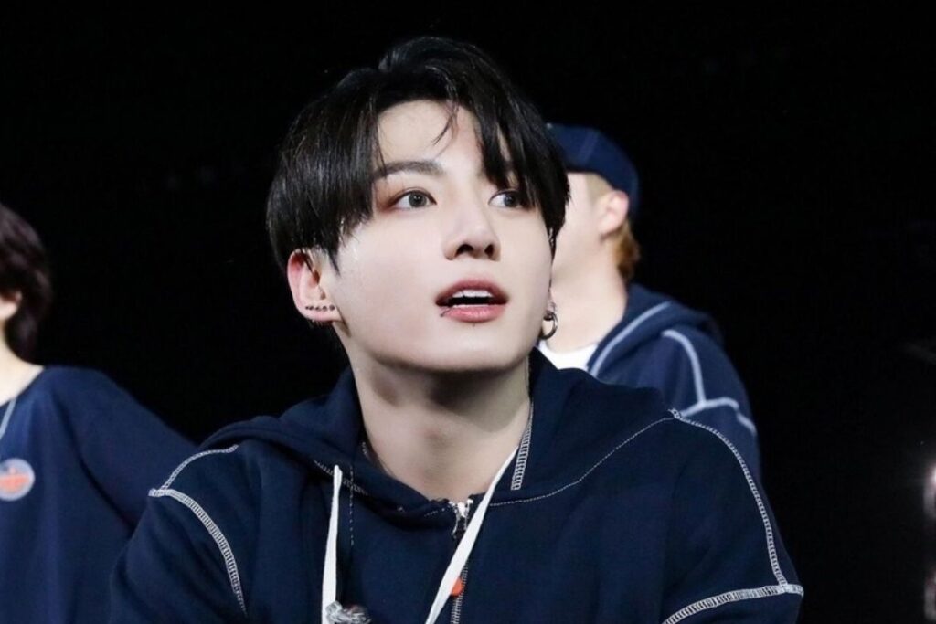 ARMY went crazy with a photo of BTS' Jungkook with a beautiful member of HYBE