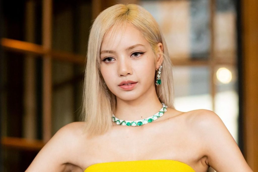 BLACKPINK's Lisa reveals that the ghost in her house has an unusual habit