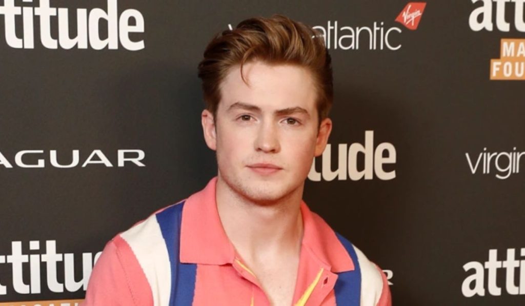 Kit Connor, from Heartstopper, declares his sexuality and calls his own fans toxic for pressuring him