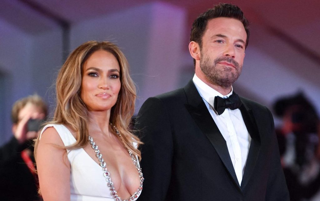 Renowned actor claims that Jennifer Lopez used him to hide her relationship with Ben Affleck