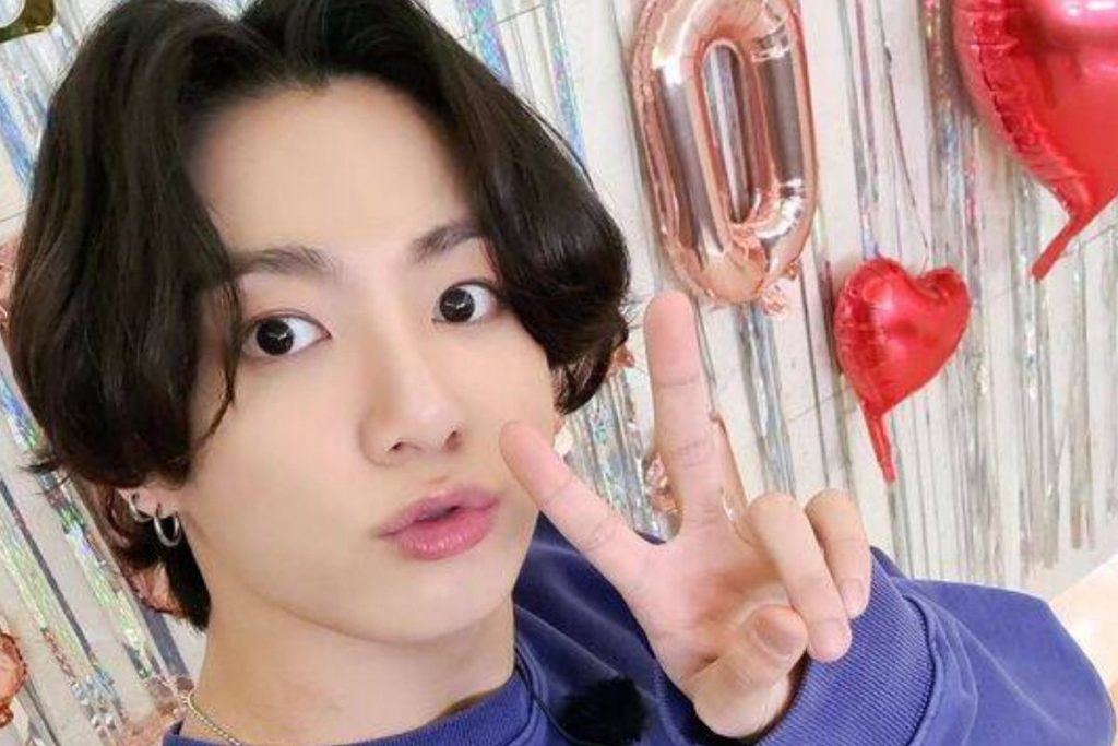 The lucky girl who has been with BTS' Jungkook and who the idol loves