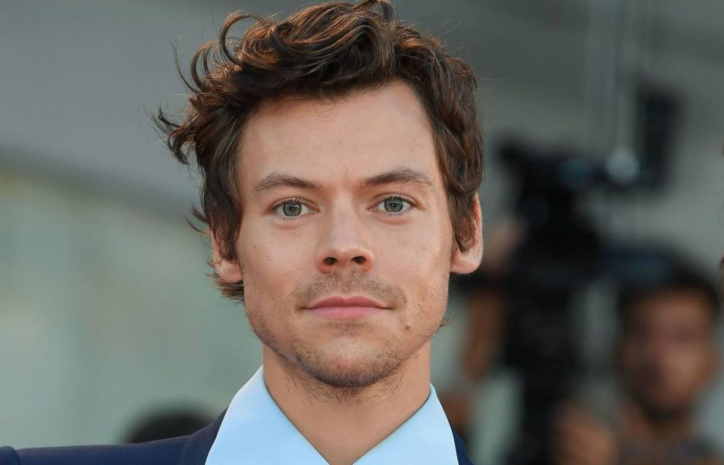 Video of Harry Styles having sex with another man is leaked