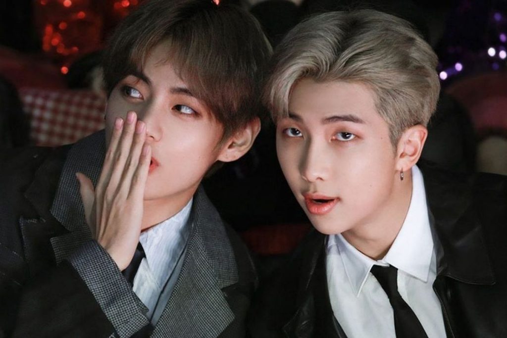 When BTS' Taehyung lent his headphones to RM and regretted it