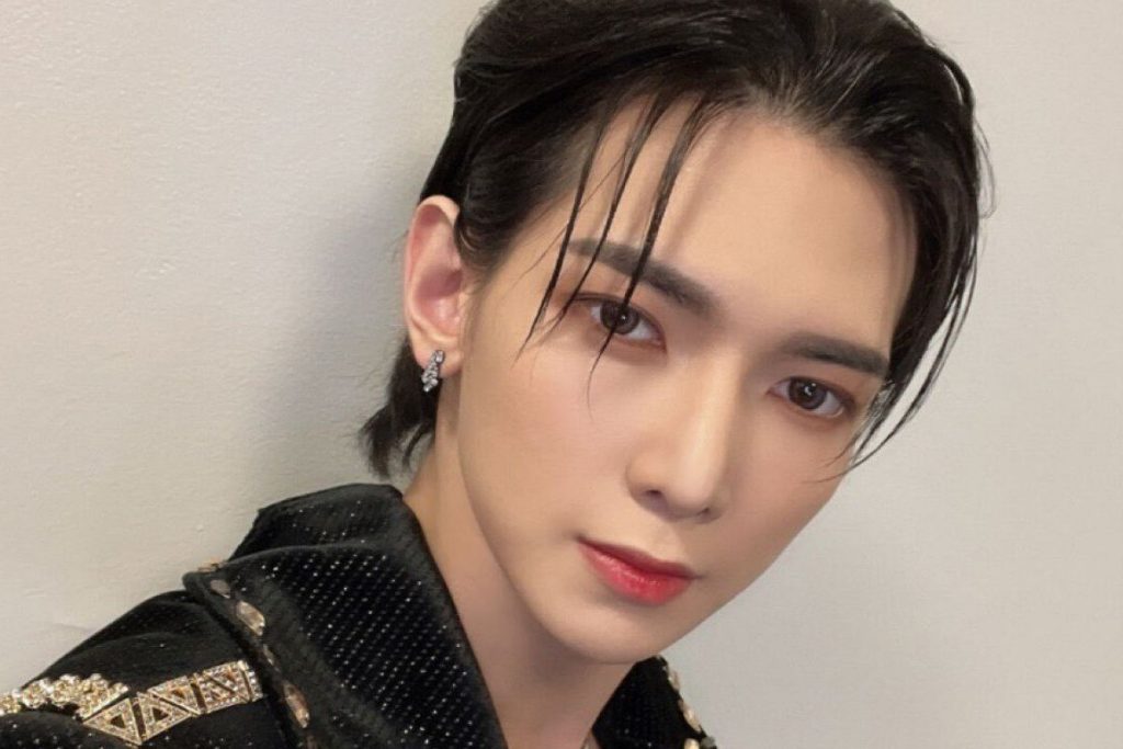 ATEEZ's Yeosang surprises everyone by revealing his birthmark