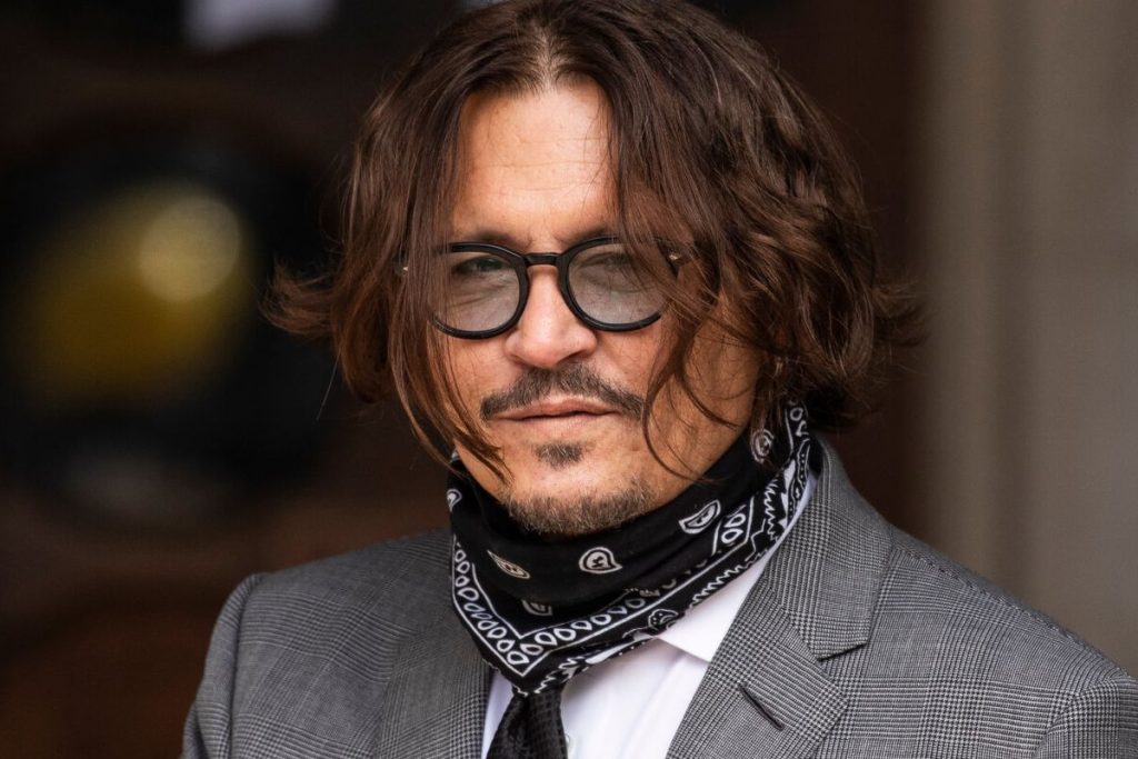 Johnny Depp puts his future acting engagements at risk for his behaviors