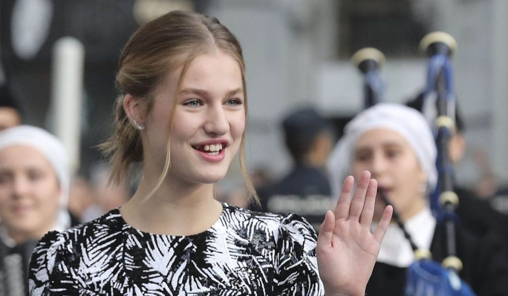 Princess Leonor has changed her look to impress the football player Gavi