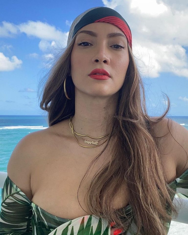 Jennifer Lopez has a doppelganger and social networks explode