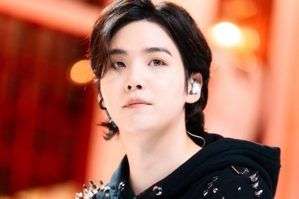 BTS' Suga showed off his new friendship tattoo and shocked the ARMY