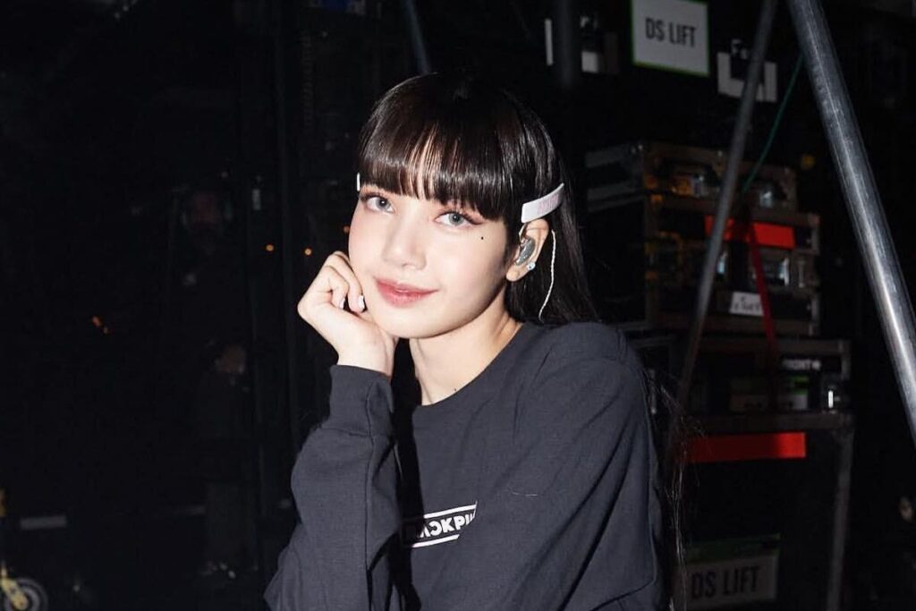 Find out all the Guinness World Records won by Lisa from BLACKPINK