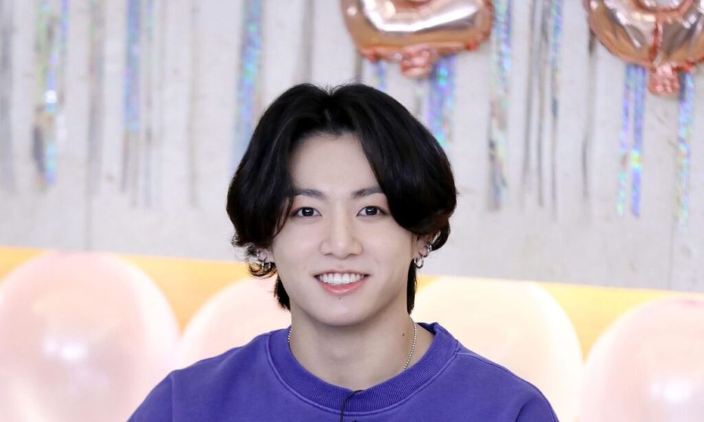 Jeon Jungkook of BTS introduces his new love with a photo by his side