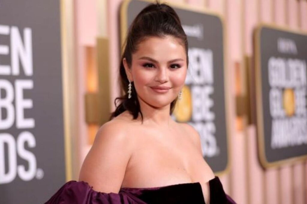 Selena Gomez responds to those who mock her weight gain