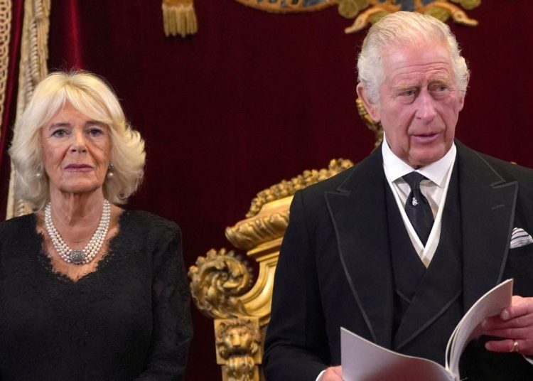 The King Charles III will lose his crown and Camilla Parker is to blame