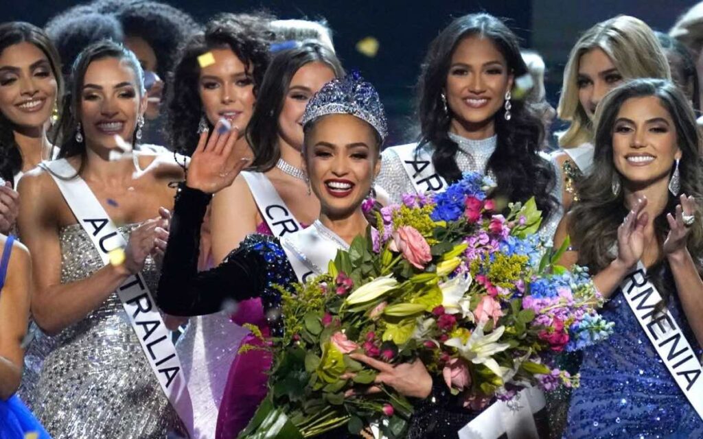 USA's Miss Universe victory accused of fraud. The winner would have bought the crown