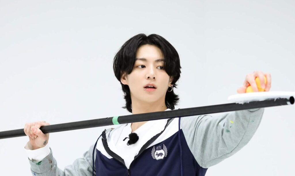 BTS' Jeon Jungkook reacts epically to a sassy request from a fan