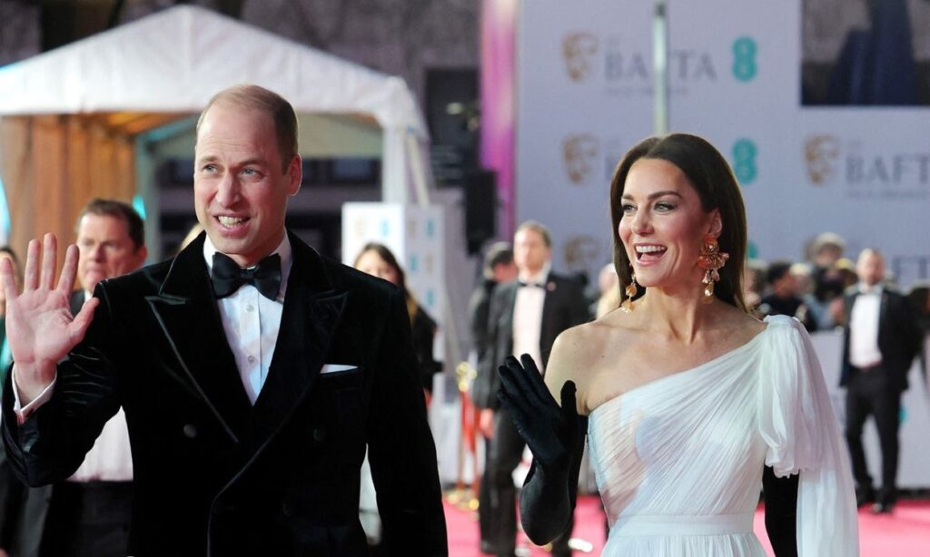 Kate Middleton refused to touch Prince William during public appearance