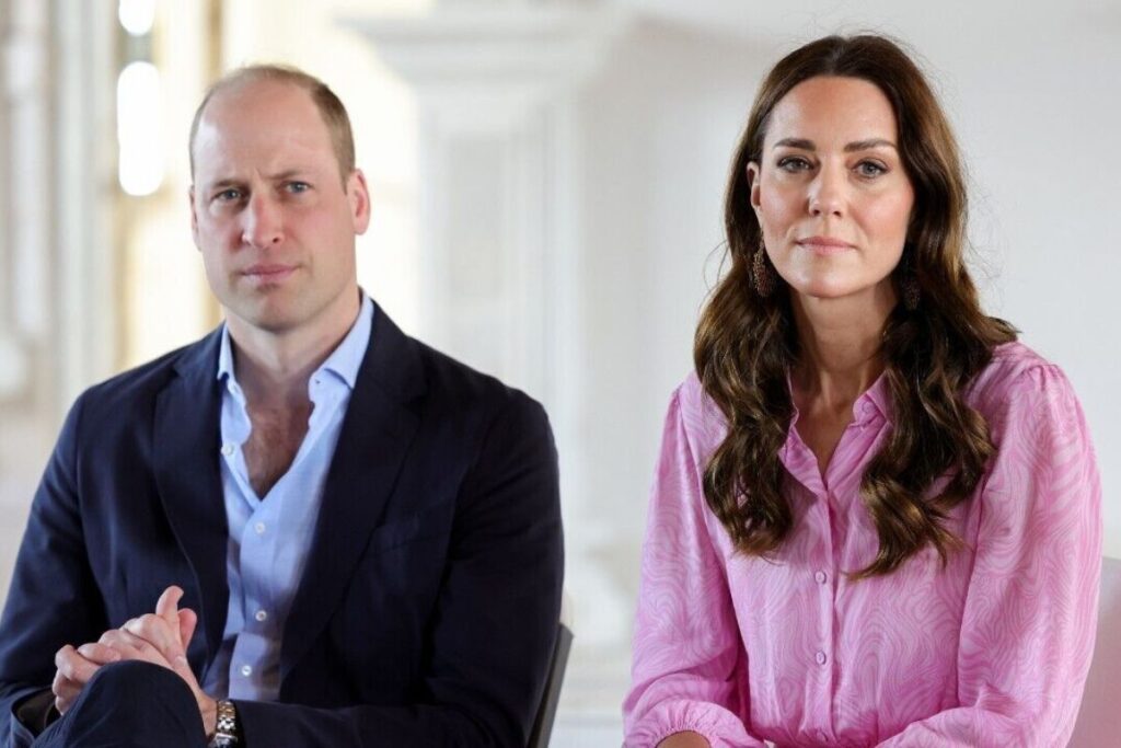 Kate Middleton takes their children out of London