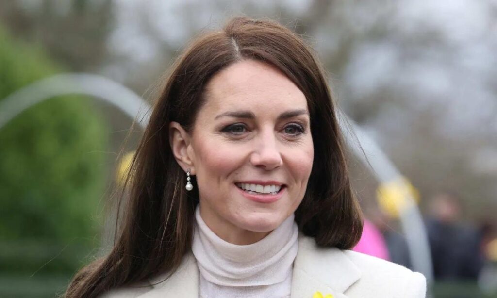 Kate Middleton is caught at a party with a mysterious man