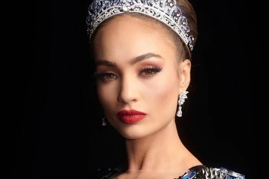 Miss Universe 2022 had plastic surgery done and proves that she is not fit for the title