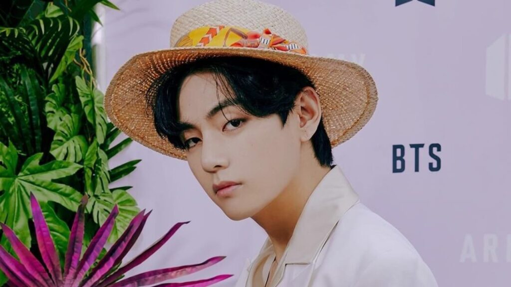 BTS' Taehyung makes an impact with his charming way of seducing a group of women in America