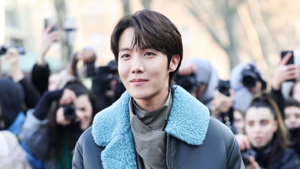 First images of BTS' J-Hope in military service revealed