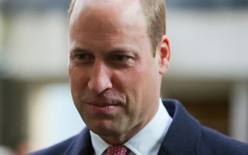 King Charles III would abdicate as King of England and give the crown to Prince William