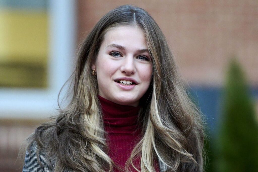 Princess Leonor is the subject of the press due to the difficult future she will have to face