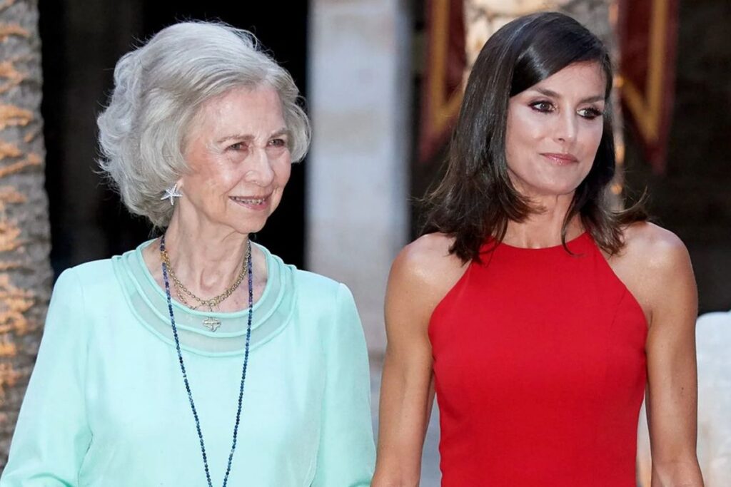 Queen Sofia betrays Queen Letizia in the midst of King Felipe VI's divorce scandal