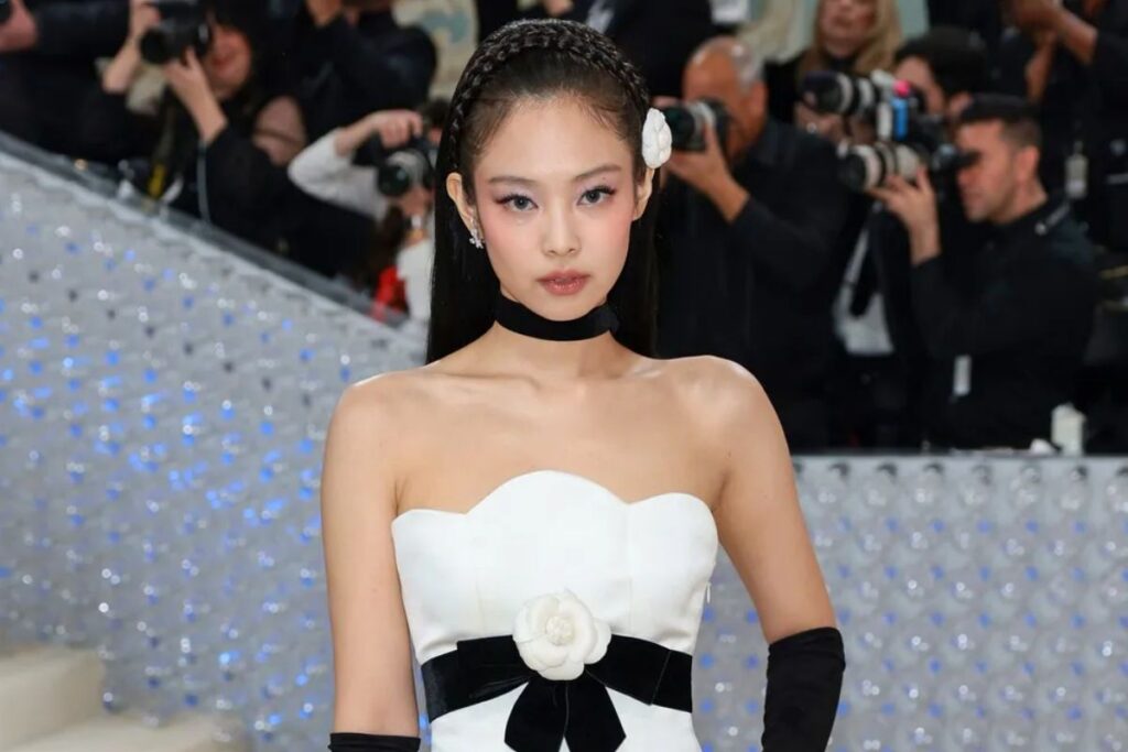 BLACKPINK's Jennie drives social media crazy for her sensual photoshoot with Calvin Klein