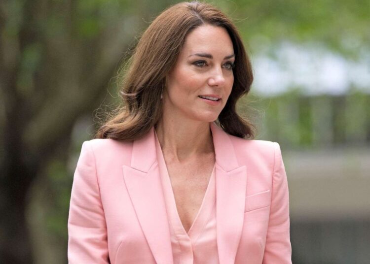Kate Middleton gave a heartwarming answer to a little girl who asked ...