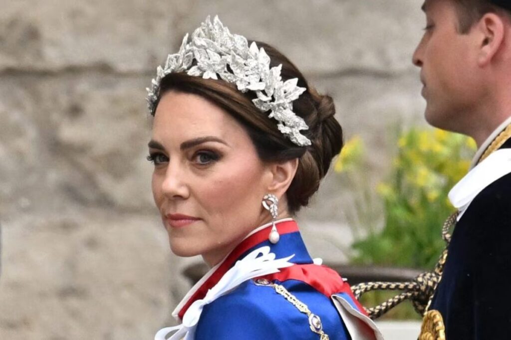 Kate Middleton looks as stunning as always wearing a pair of skinny jeans