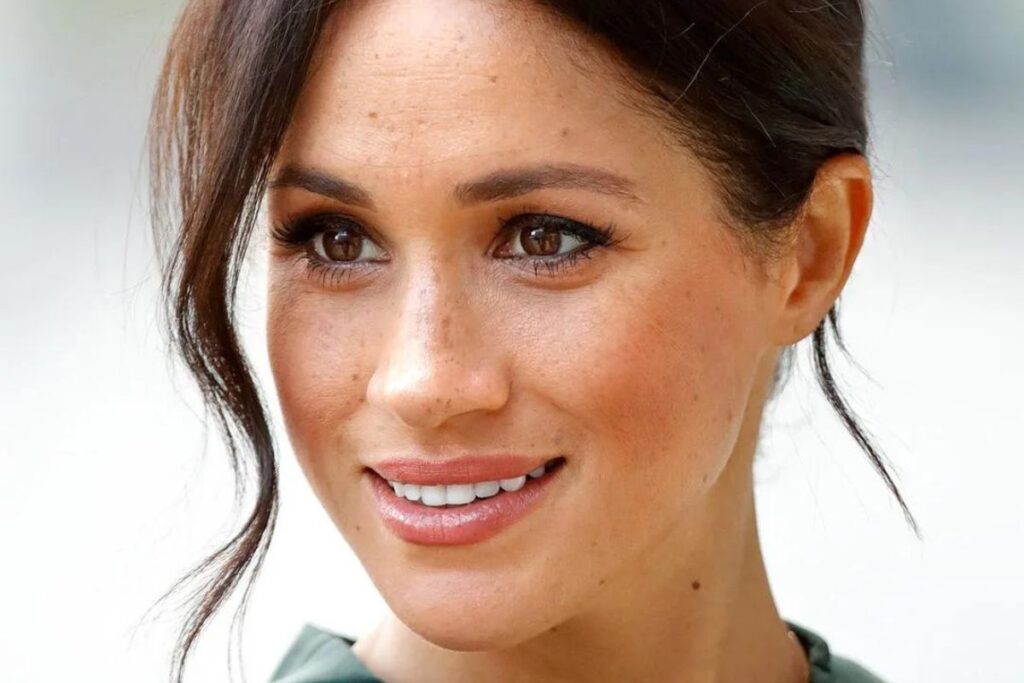 Meghan Markle might not want to reunite with her family despite her father begging her to