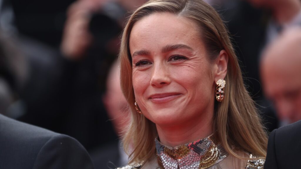 Brie Larson's awkward moment after showing her rejection of Johnny Depp