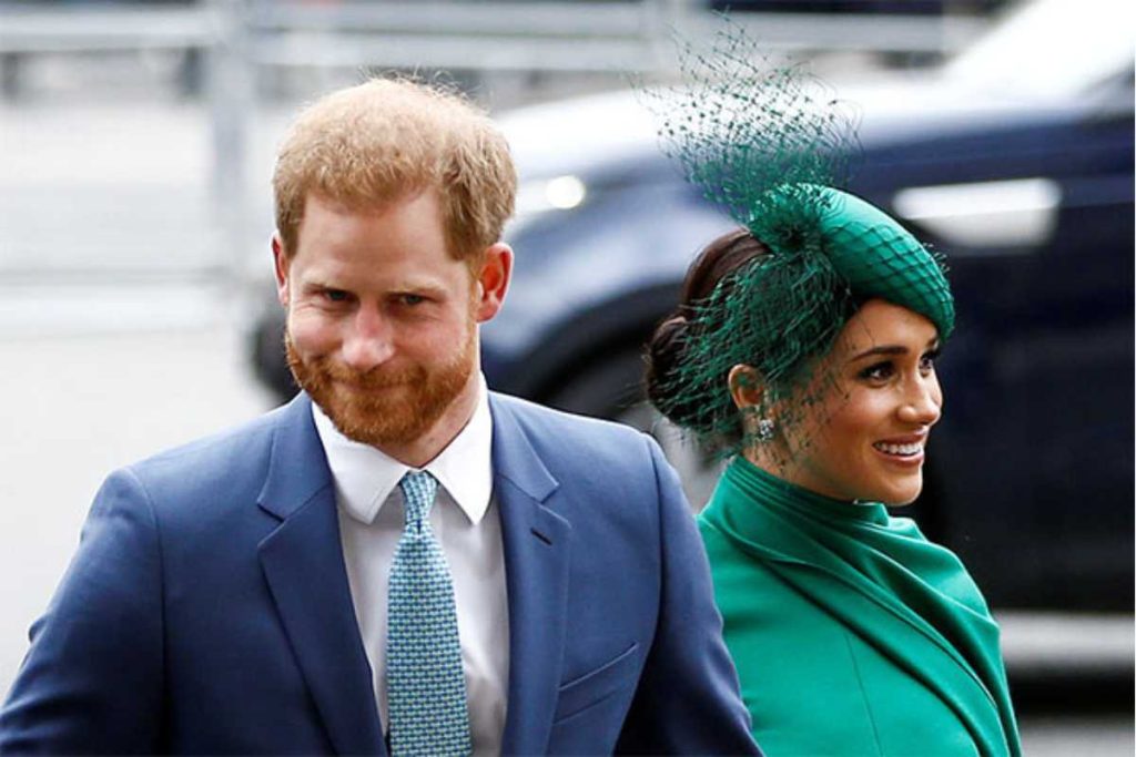 Apparently Prince Harry and Meghan Markle are obsessed with the color green