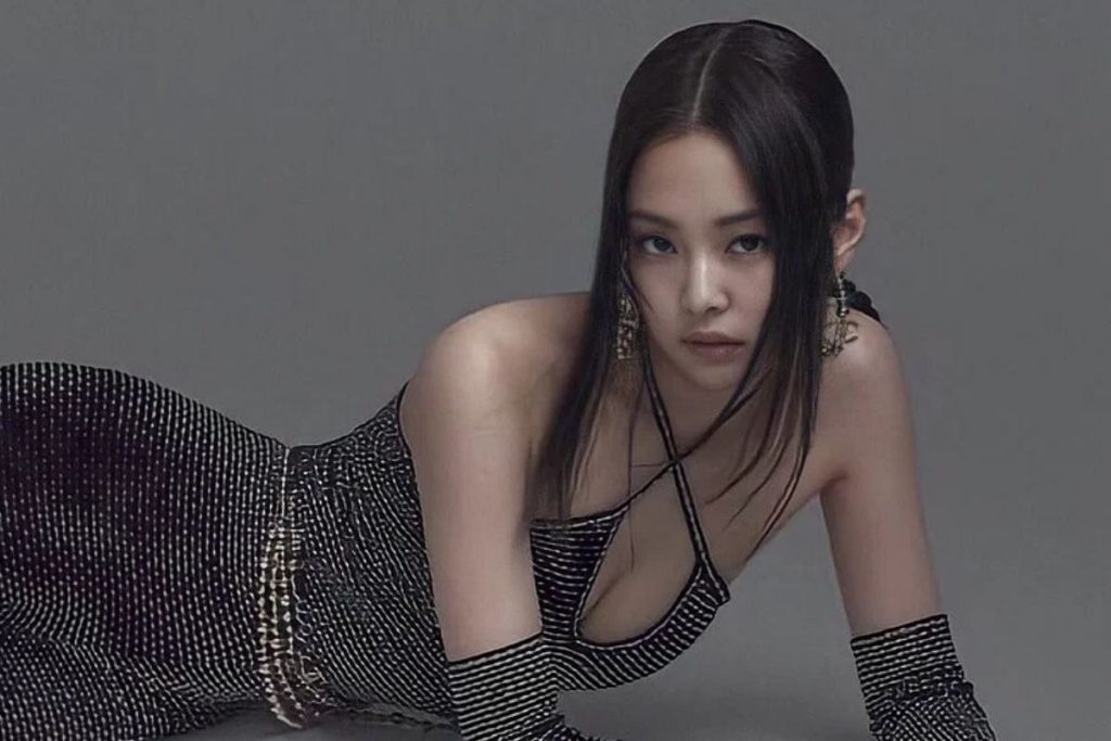 BLACKPINK's Jennie caused concern by leaving the stage in the middle of the concert