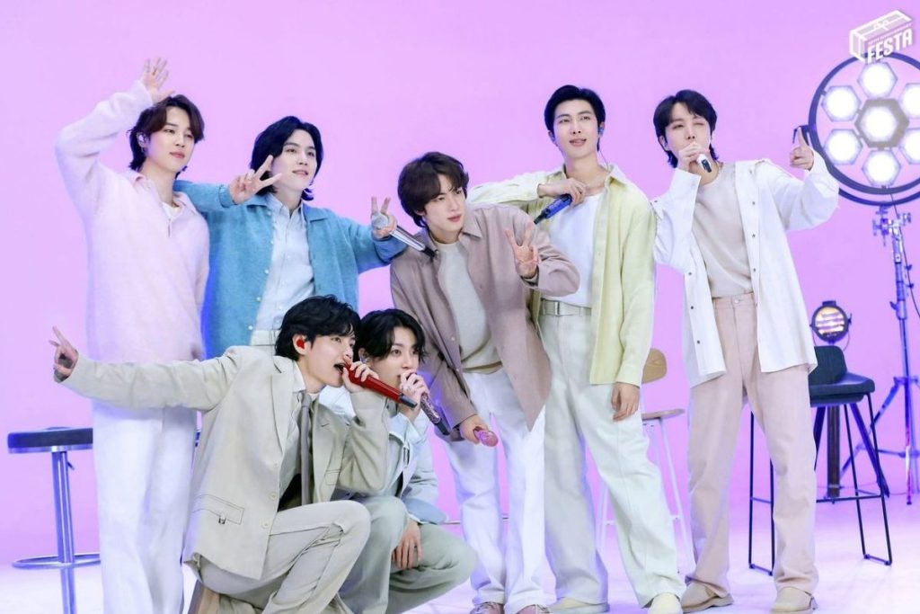 BTS' members make fun of their old days by sharing embarrassing photos of them