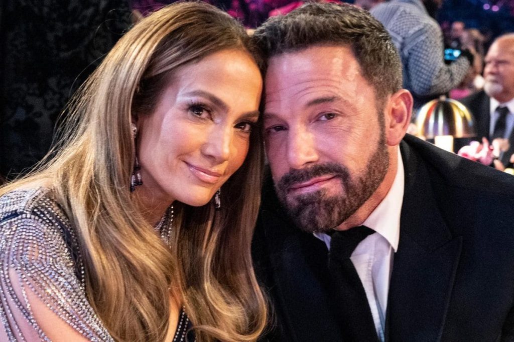 Jennifer Lopez and Ben Affleck should be concerned about the problematic history of their new mansion