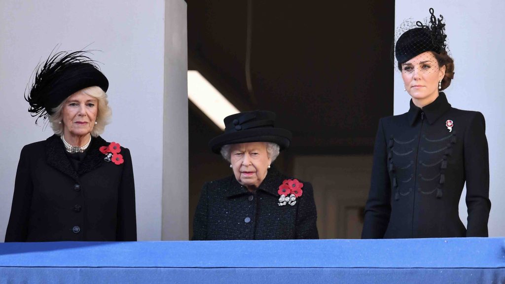 Kate Middleton pays tribute to Princess Diana in front of Camilla Parker