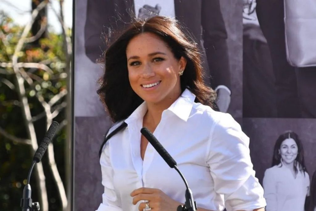 Meghan Markle desperately seeks millionaire agreement to resolve her economy