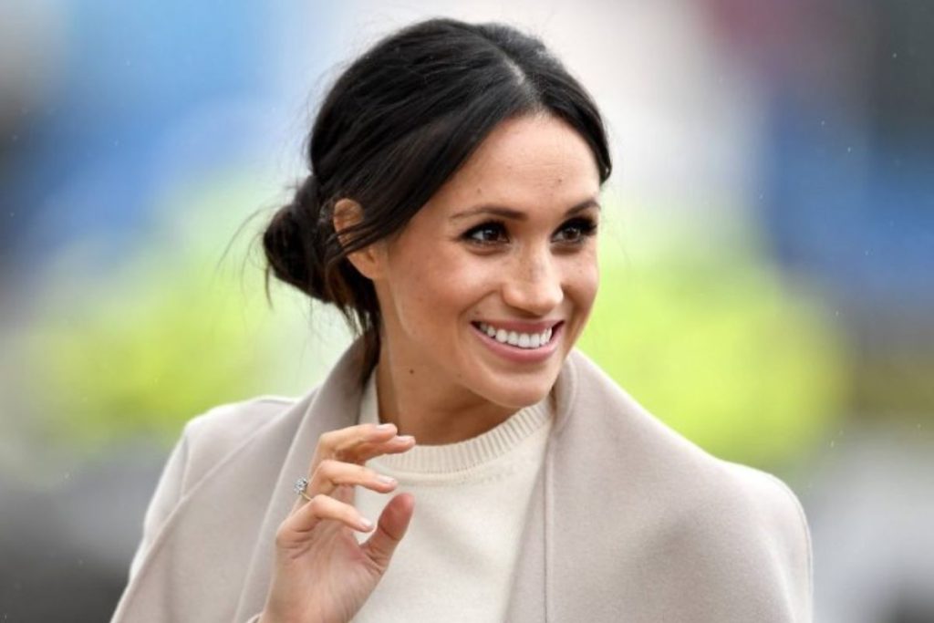 Meghan Markle's questionable practices to defraud her podcast's guests come to light