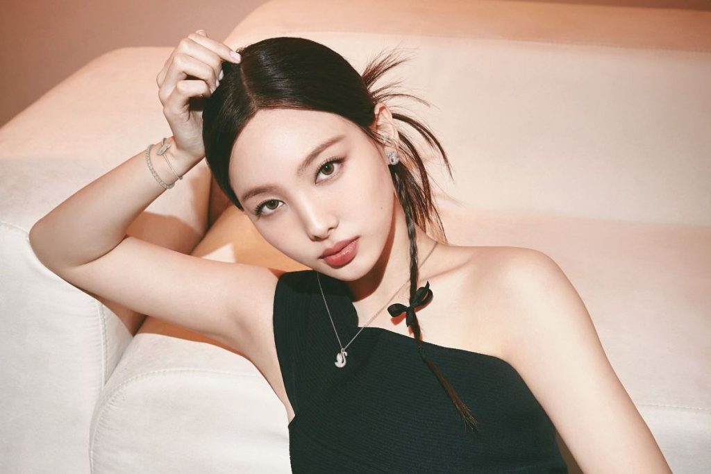 Nayeon from TWICE is going bald
