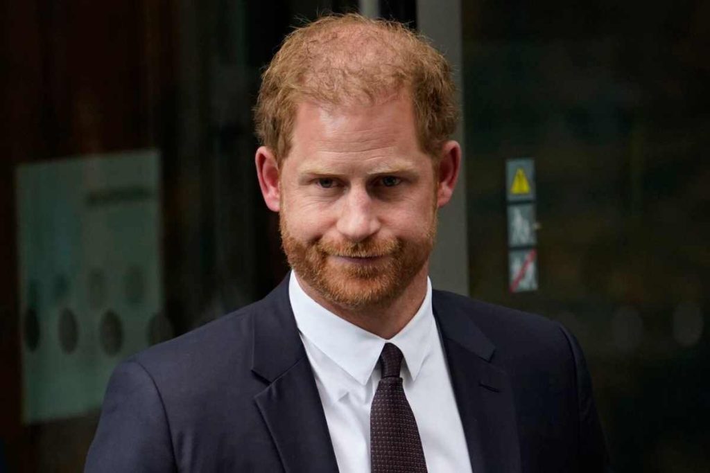 Painting of Prince Harry to be auctioned for a staggering amount of money