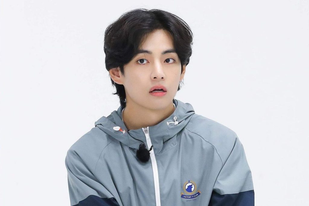 Taehyung excites his fans by sharing numerous memories with BTS